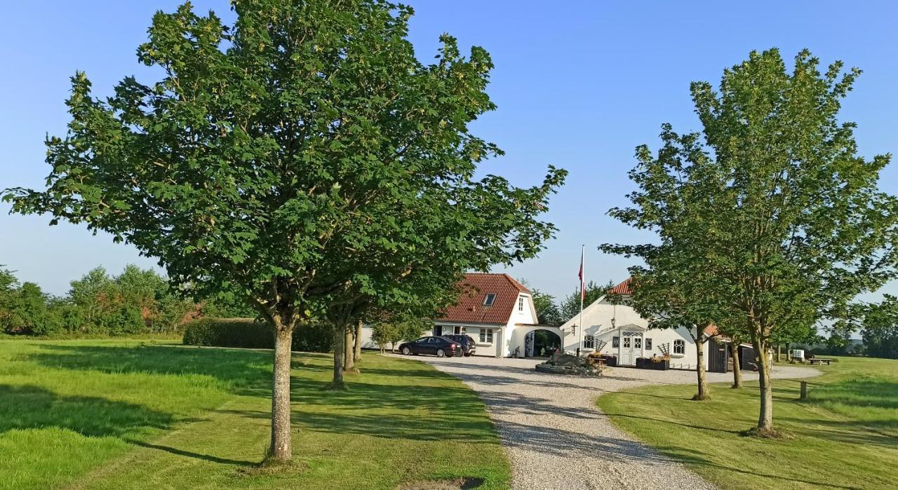 Dragondrum Bed & Kitchen Ullerslev Buitenkant foto